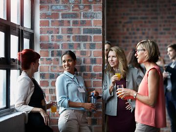 Lively exchange during a networking event