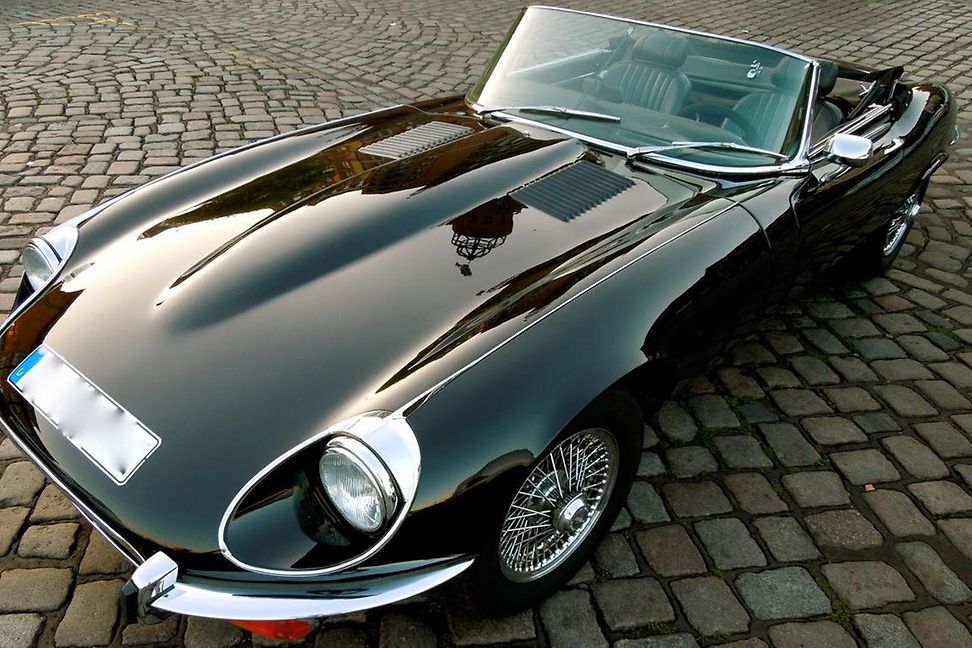 Jaguar E Type