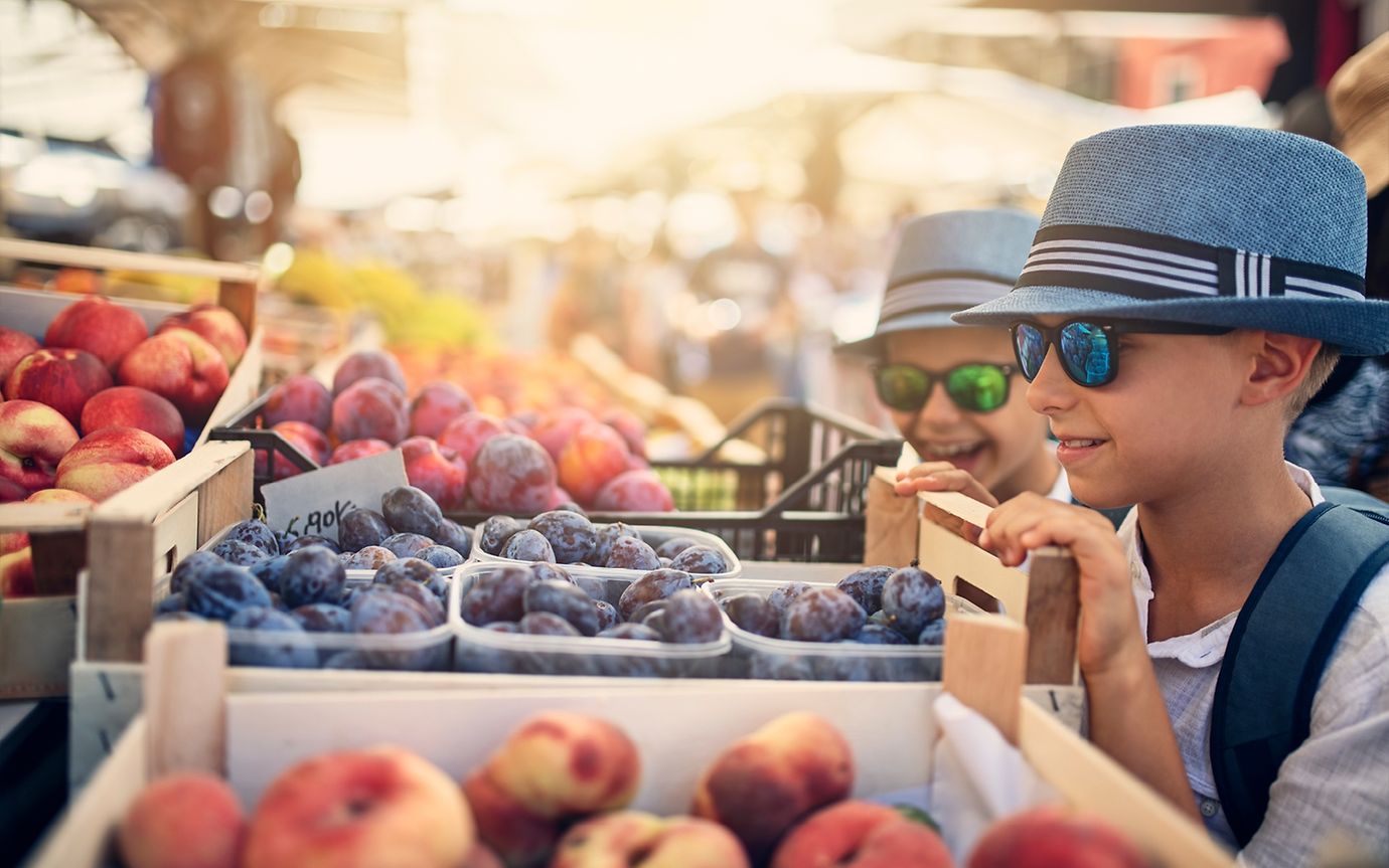 Fruit market